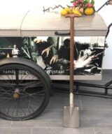 Vintage Kleiner Spaten mit Tritt