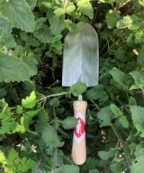 Pelle à transplanter à main demi-ronde