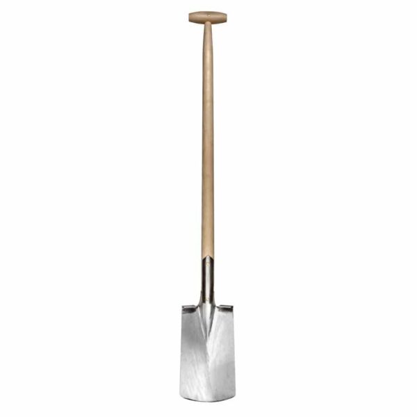 Spade with steps