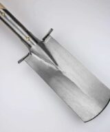 Bêche étroite avec repose-pieds -D-Handle