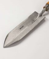 Schmaler Handspaten