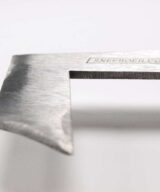 Tegelrits V-model