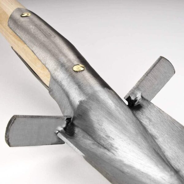 Rock Spade with steps