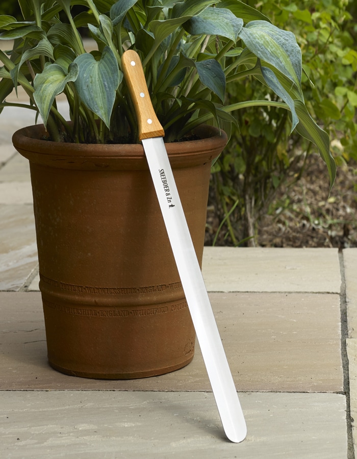 Terracotta Messer “Braun ist auch eine Farbe”