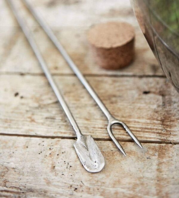 Terrarium fork with patter