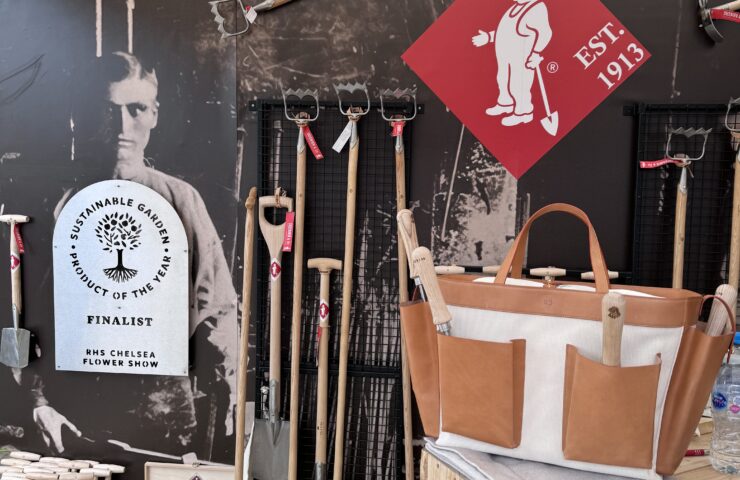 Die Mark Cross by AERIN Garden Tote Bag: Eine Harmonie aus Luxus und praktischem Design